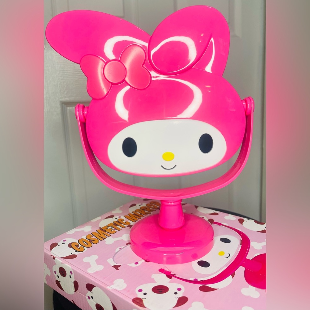 My Melody mirror